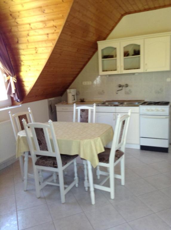 Apartamento Álom Ház Zalakaros Habitación foto